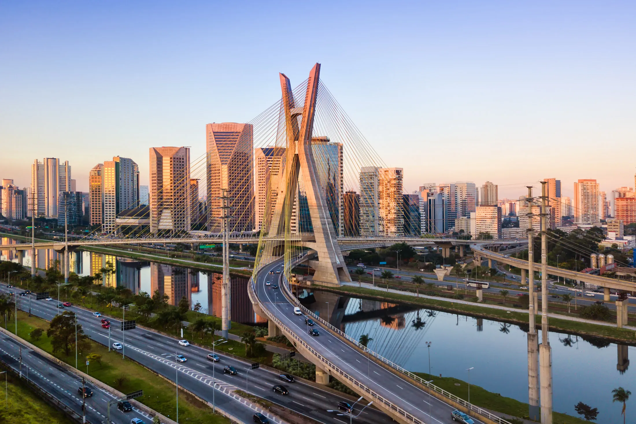 São Paulo: Experience the dynamic pulse and the urban vibes